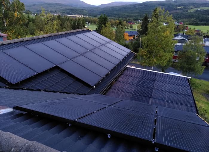 Blackstar solar panel from solitek